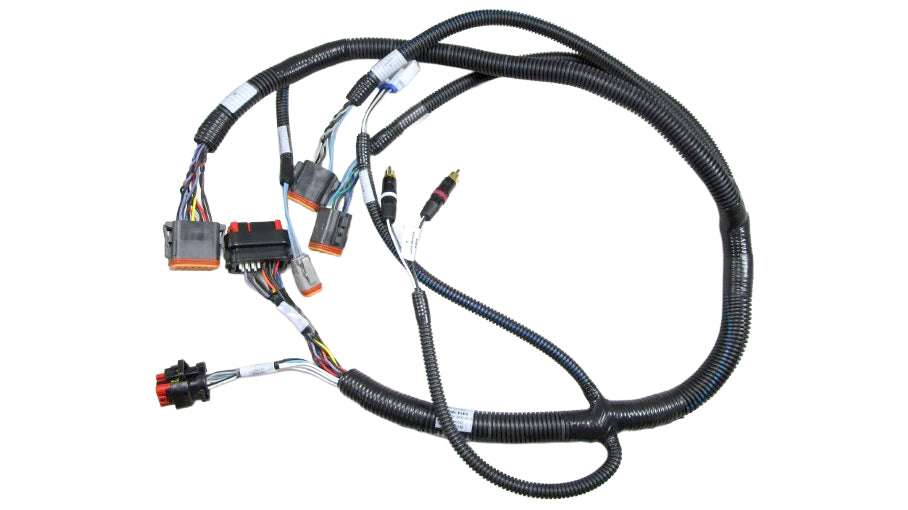 Harness for Amp Input with Subwoofer for Wakesetter boats, featuring multiple connectors and wiring for audio systems.