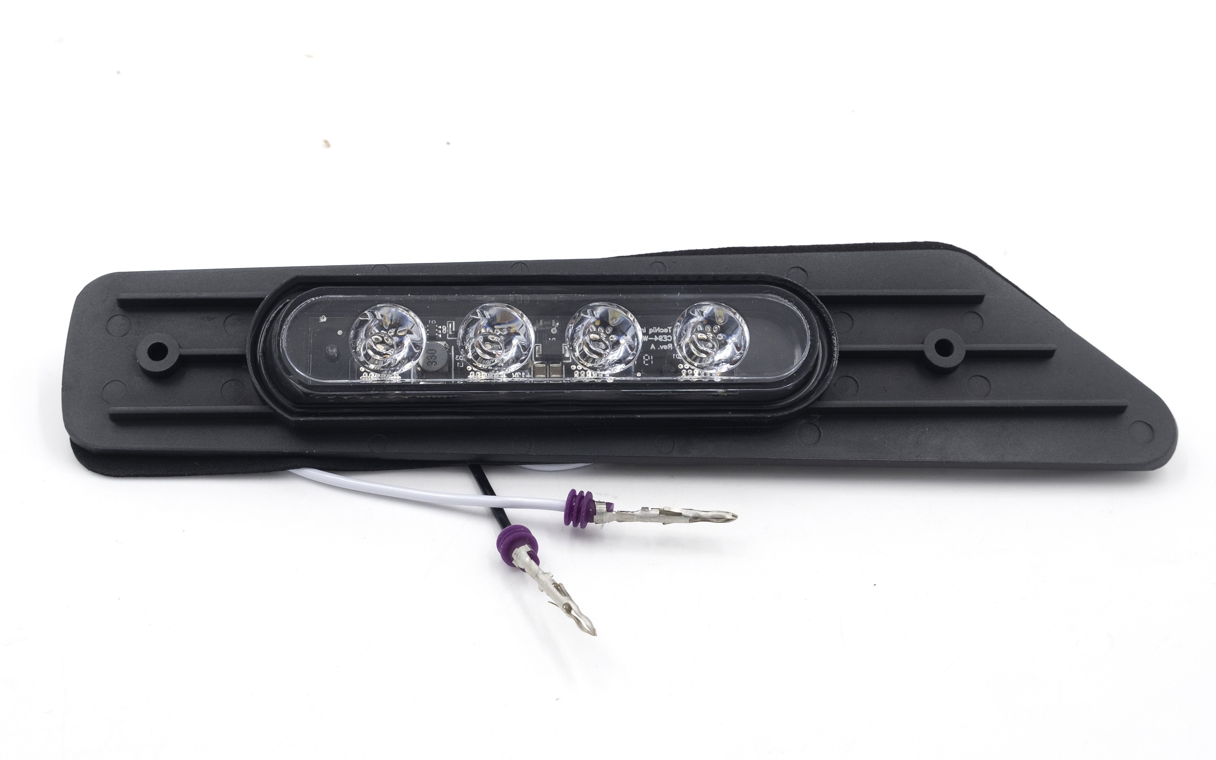 Docking light, starboard side, compatible with Axis A22 (2015) and A24 (2018-2020) boats, with LED bulbs and wiring.