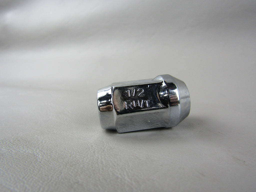 Chrome lug nut with 1/2 inch thread size, 3/4 inch hex, and bulge shape for vehicle wheel installation.