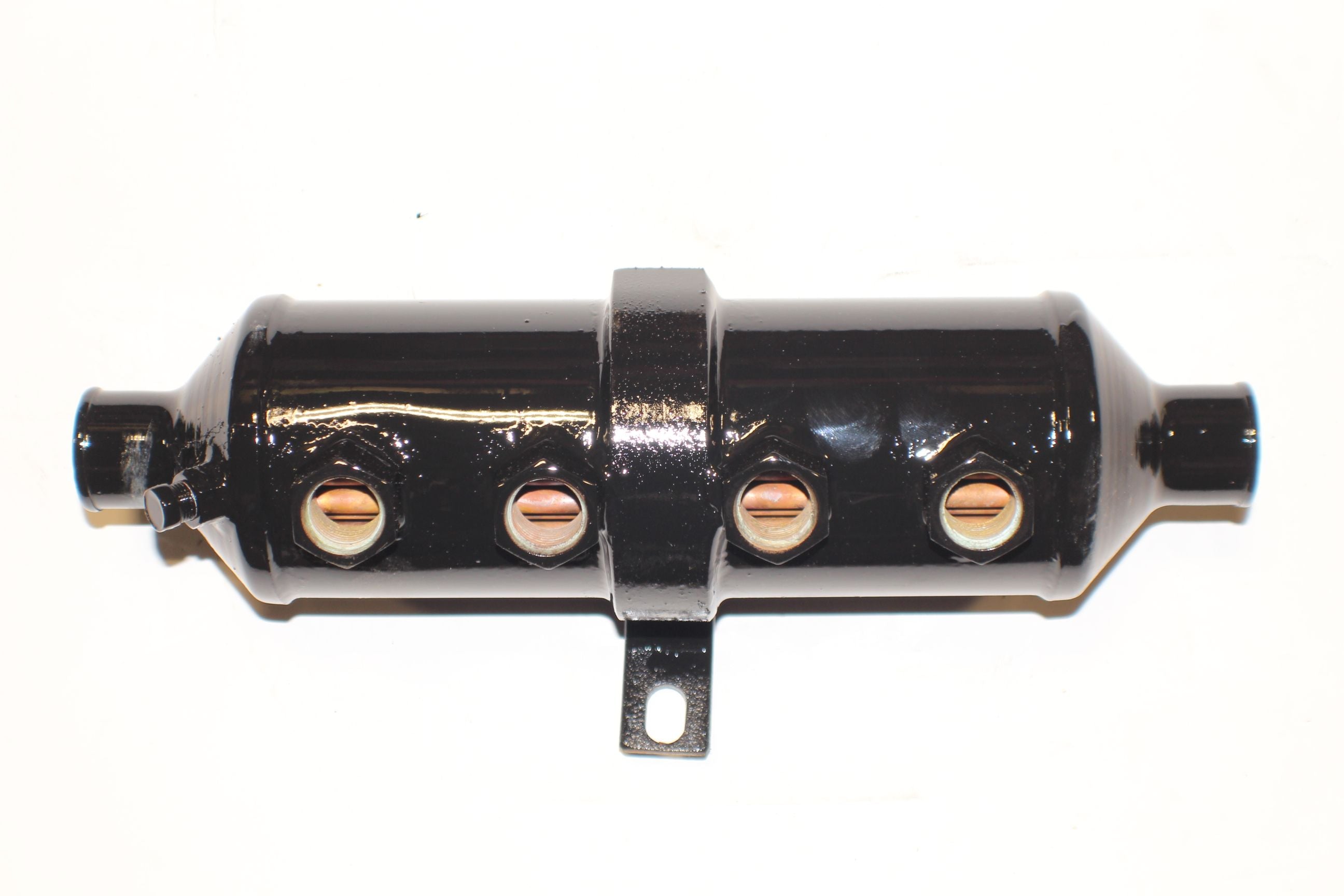 Engine and transmission cooler designed for optimal heat exchange in Malibu and Axis boats, ensuring peak performance.