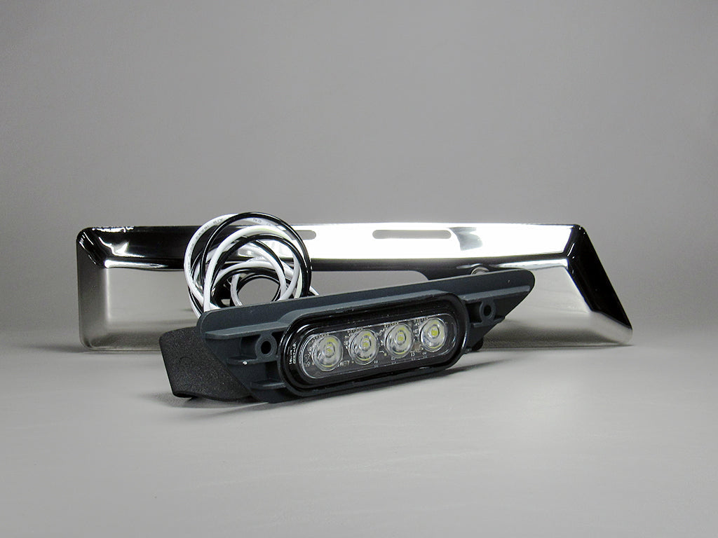 Malibu Boats 22 VLX Starboard Docking Light