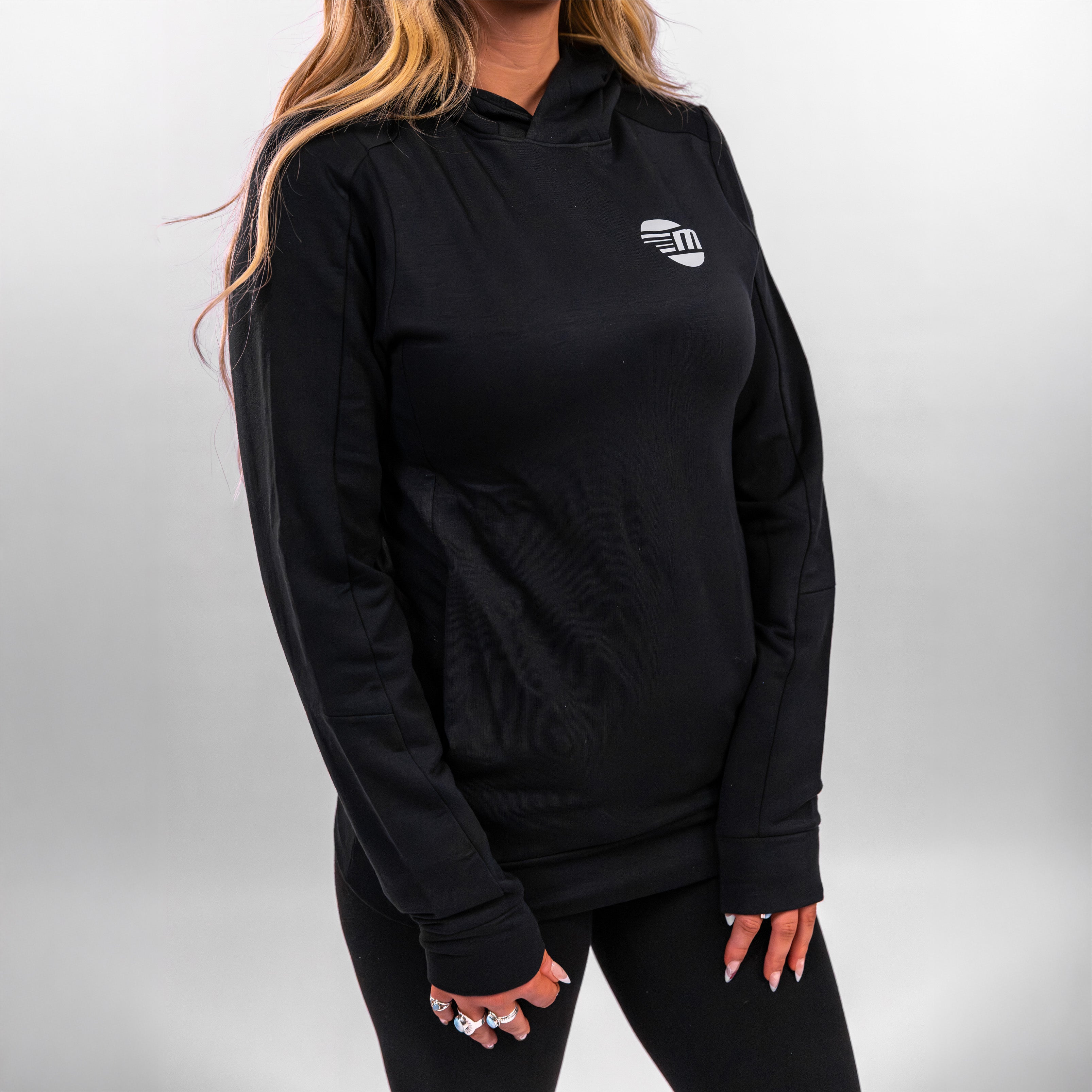 MALIBU PERFORMANCE HOODIE