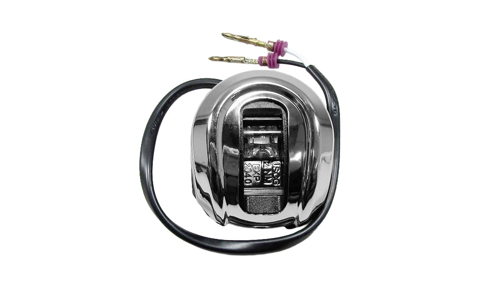Malibu M220/M240 navigation lights pair with chrome housing and wiring for enhanced visibility on the water.