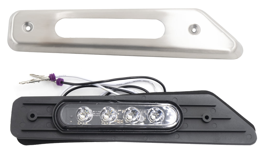 Docking light, starboard side, compatible with Axis A22 (2015) and A24 (2018-2020) boats, includes mounting bracket and wiring.