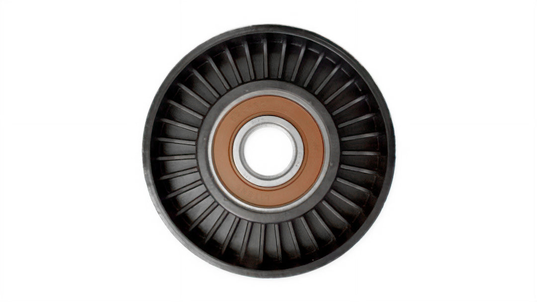 Non-grooved idler pulley for 6.2L Indmar Ford engines, designed for optimal performance in boating applications.