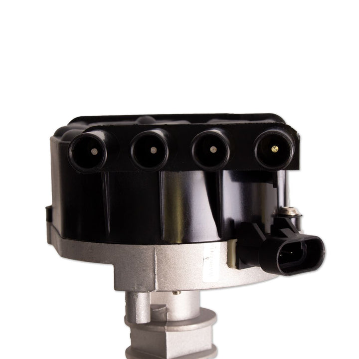 High-performance distributor with hardened gear for Malibu and Axis boats, ensuring reliable ignition and optimal engine performance.