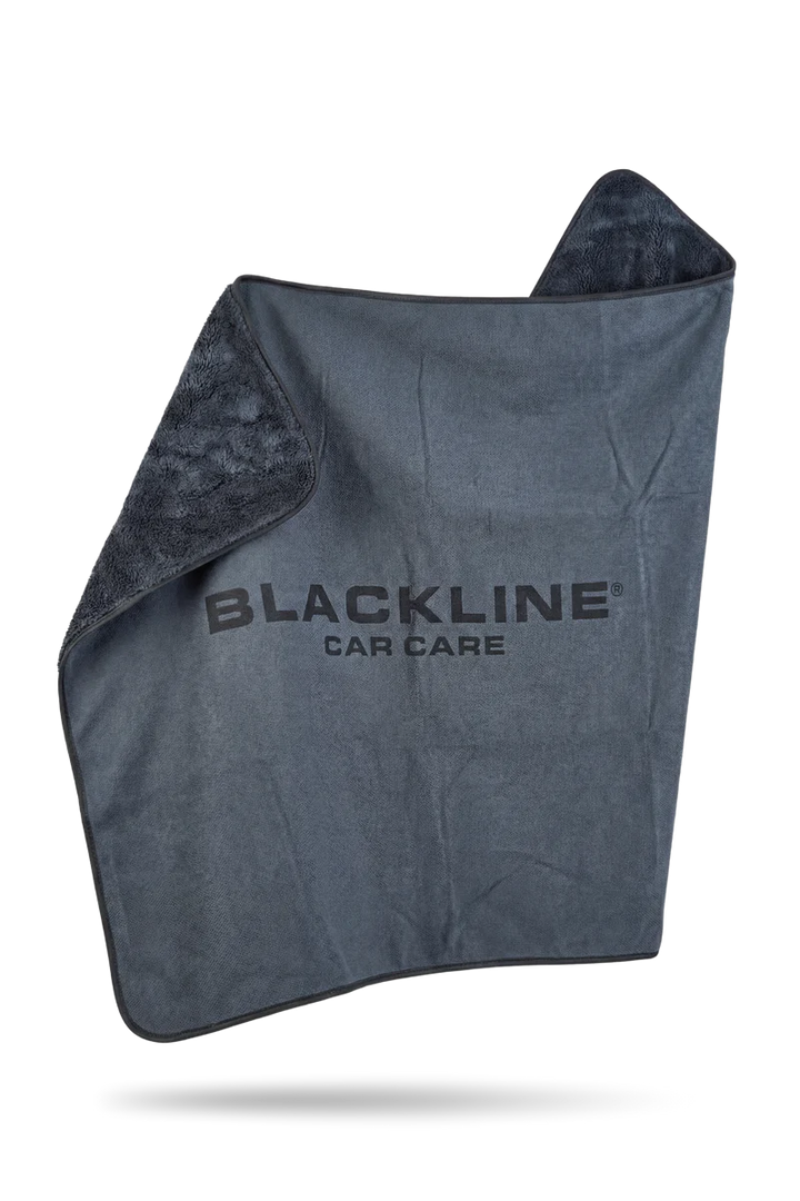 Slim twisted-loop drying towel featuring a soft, absorbent design with Blackline Car Care branding for effective drying.