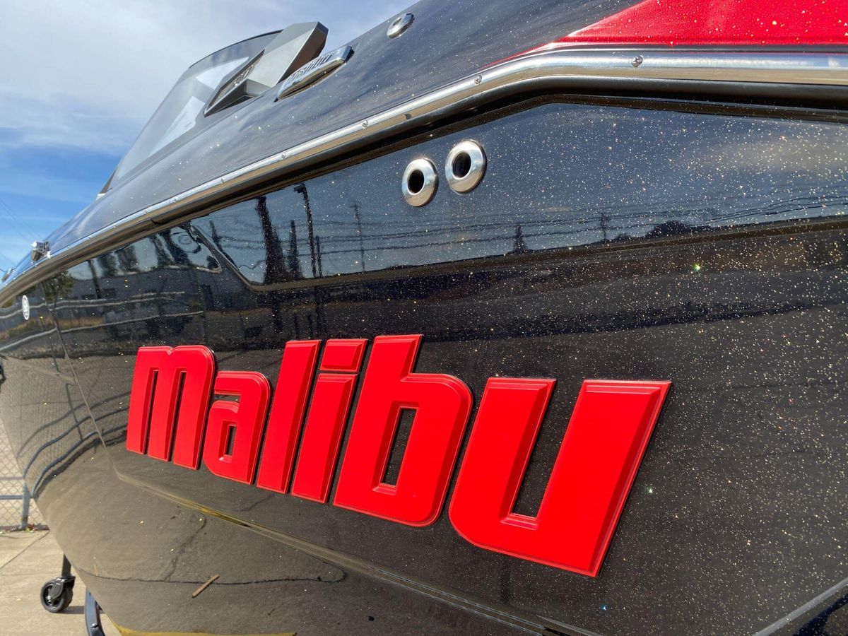 Decal, Emblem Malibu LG Indy Red