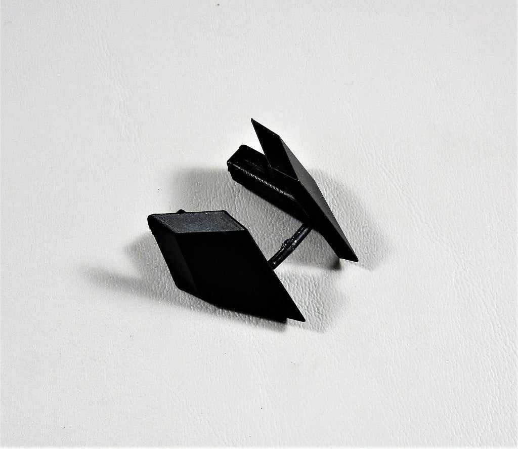 Side glass extrusion cap for Veralex windshield, 16, black plastic component with angled design, used in vehicle window assembly.